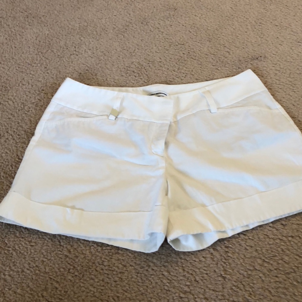 Express- White 4” shorts
